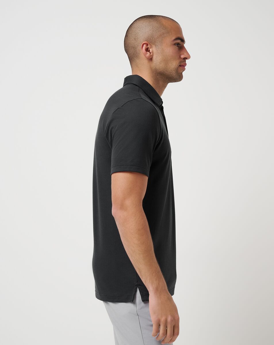 THE FEATHERWEIGHT POLO SHIRT 1